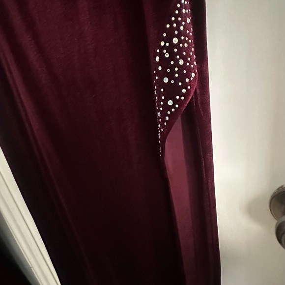 City Studio Strapless Burgundy Dress - Picture 6 of 10